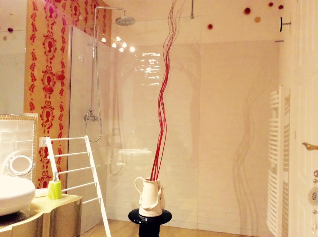 La Stagione Dell'Arte Apartment Camaiore Luaran gambar
