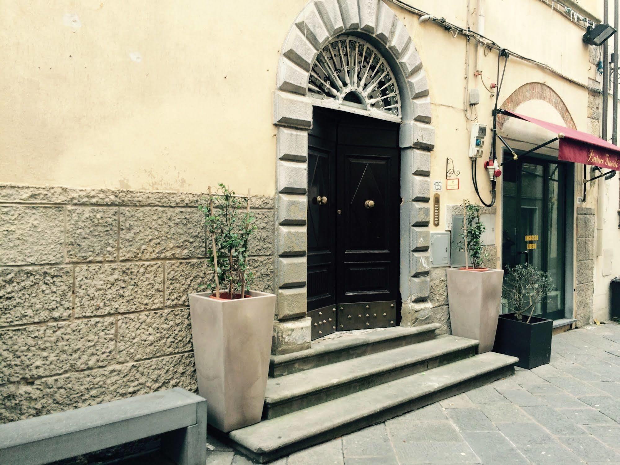 La Stagione Dell'Arte Apartment Camaiore Luaran gambar