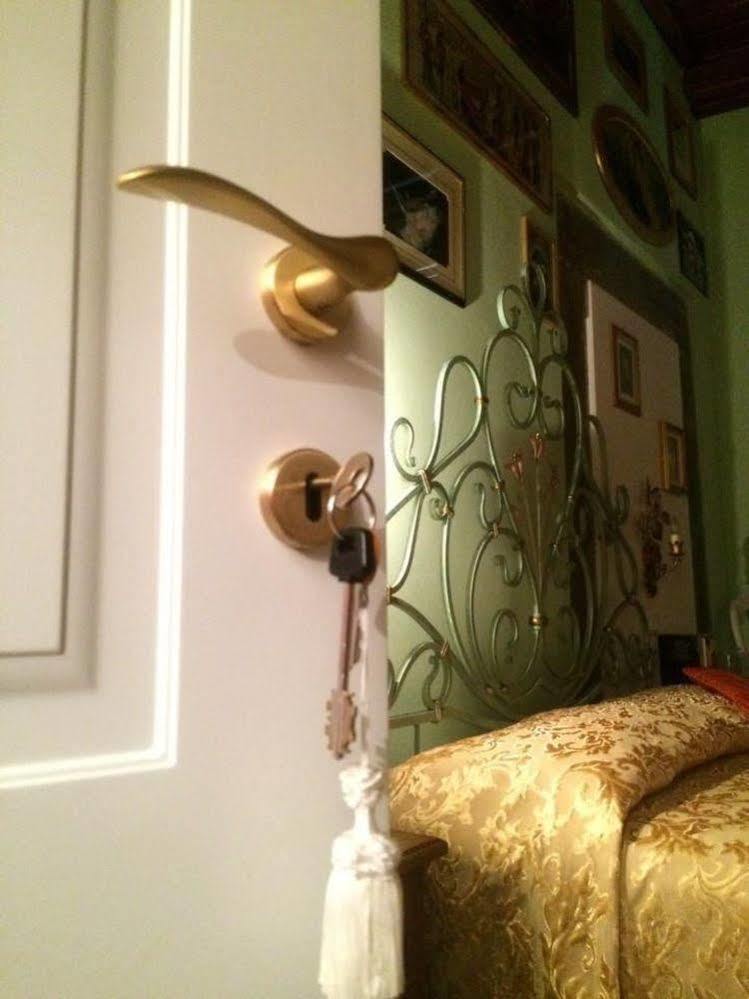 La Stagione Dell'Arte Apartment Camaiore Luaran gambar
